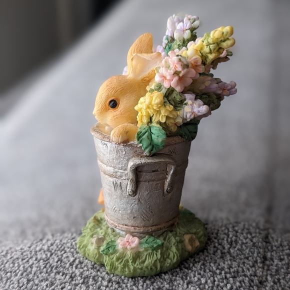 Bunny in Flowers Figurine - Picture 2 of 5